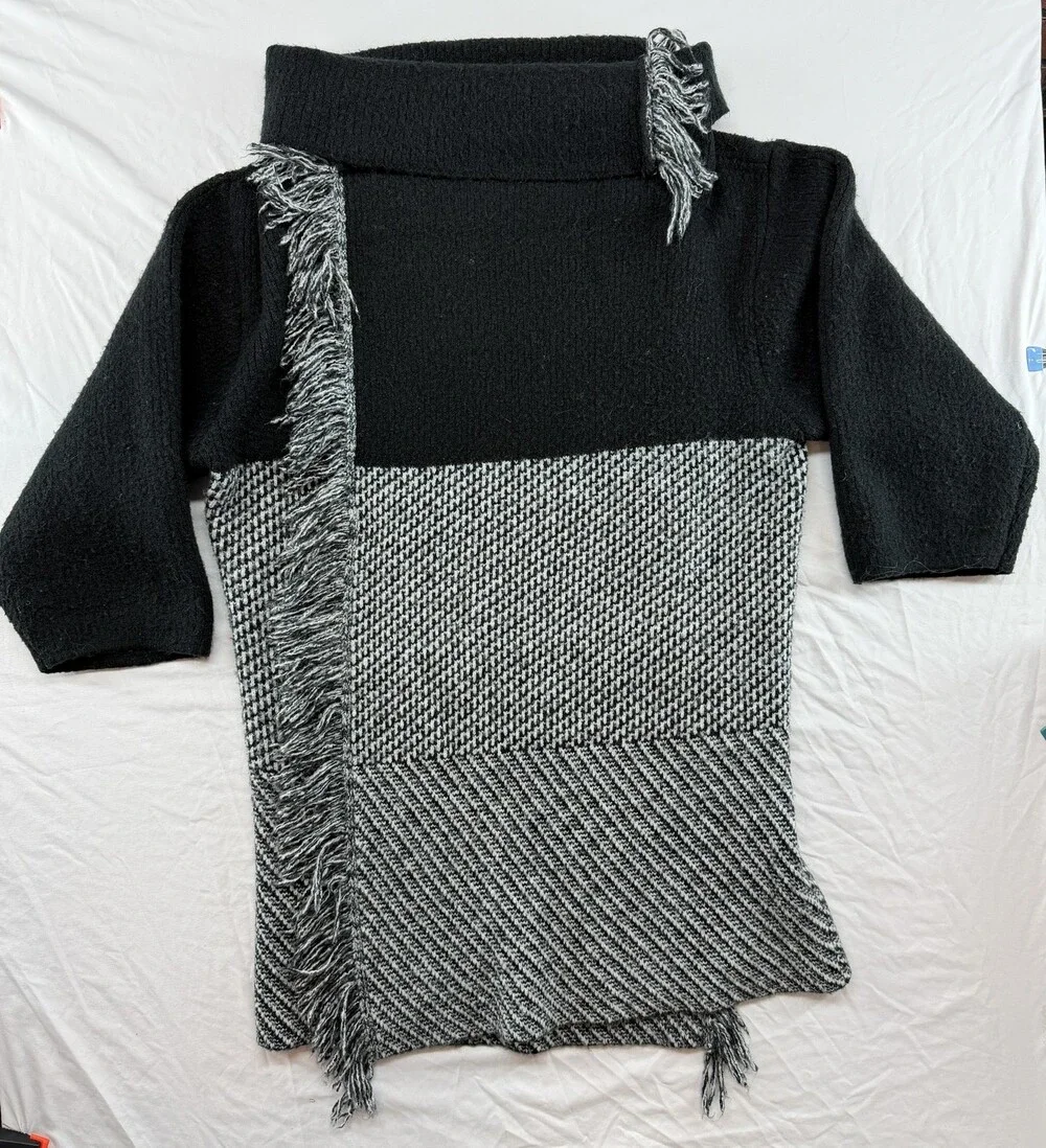 GILI Sweater Womens XXS-S Black Gray Cowl Neck Fringe Tunic Poncho Top Knit